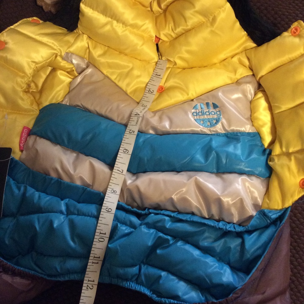 Adidog coat - Picture 7 of 7